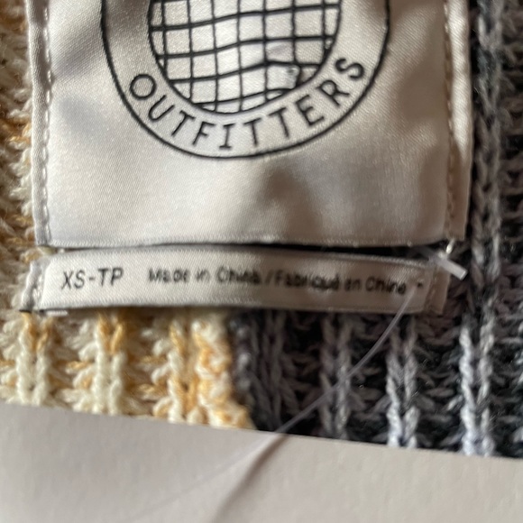 Urban Outfitters S Cotton Blend Yellow Blue Oversized Pullover V-neck Sweater - Picture 8 of 12